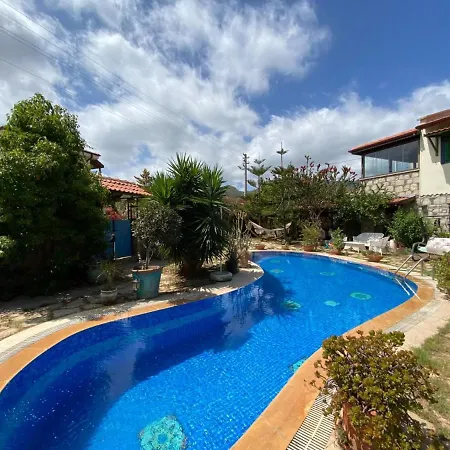 Villa With Pool And View Near Old Town In *